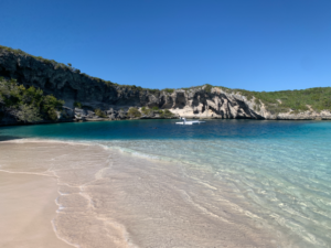 Panoramic view of Dean's Blue Hole