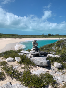 2023-02-11 beach cairn2