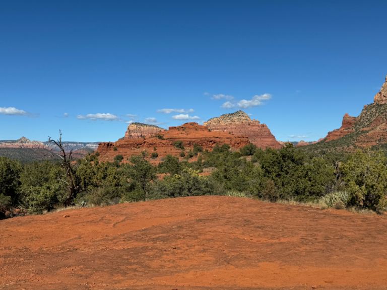 Scenery around Bell Rock, Sedona, AZ